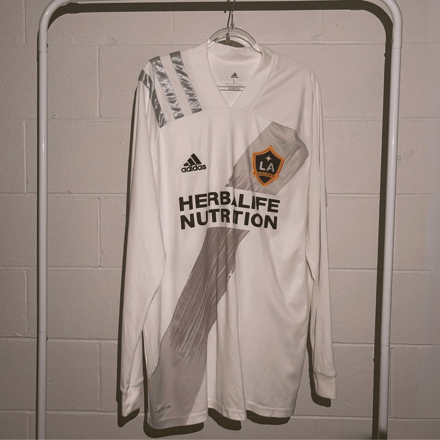 LA Galaxy 2020/21 Home Kit - Size L