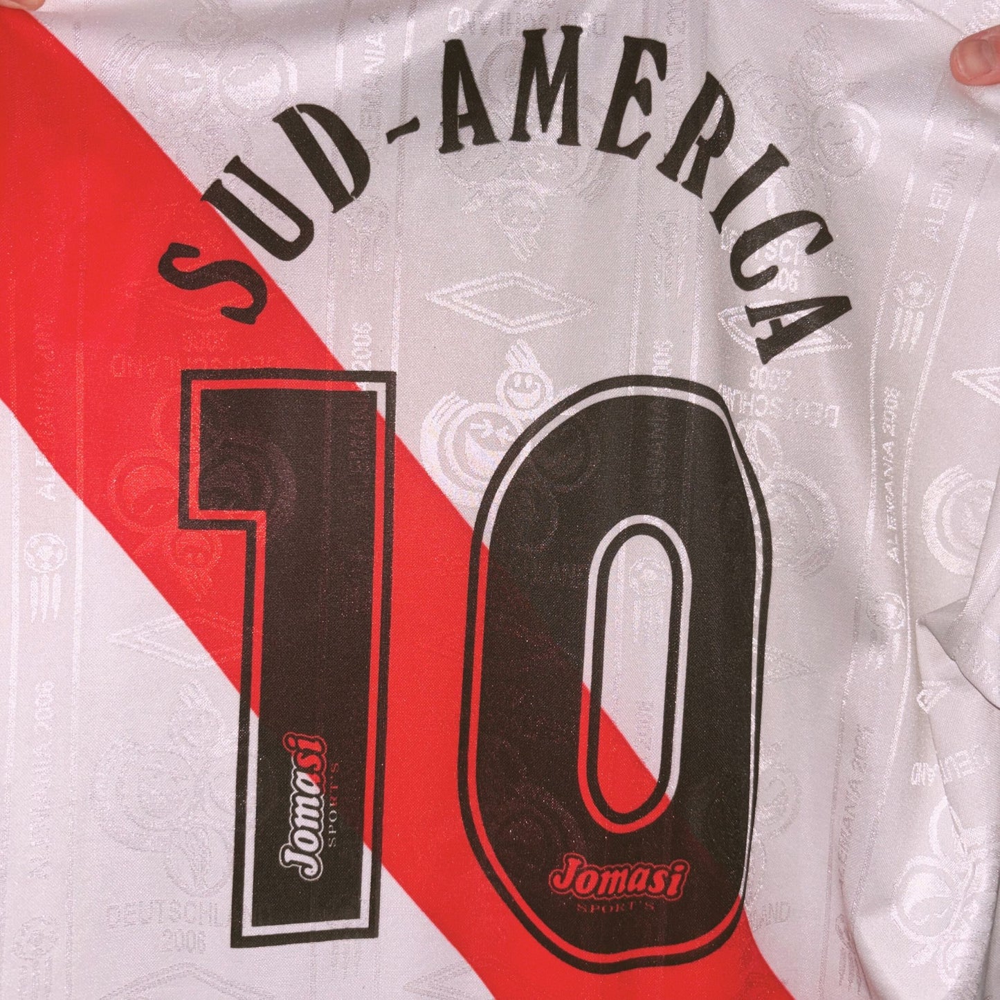 Peru 2006 Home Kit - Rojas #10