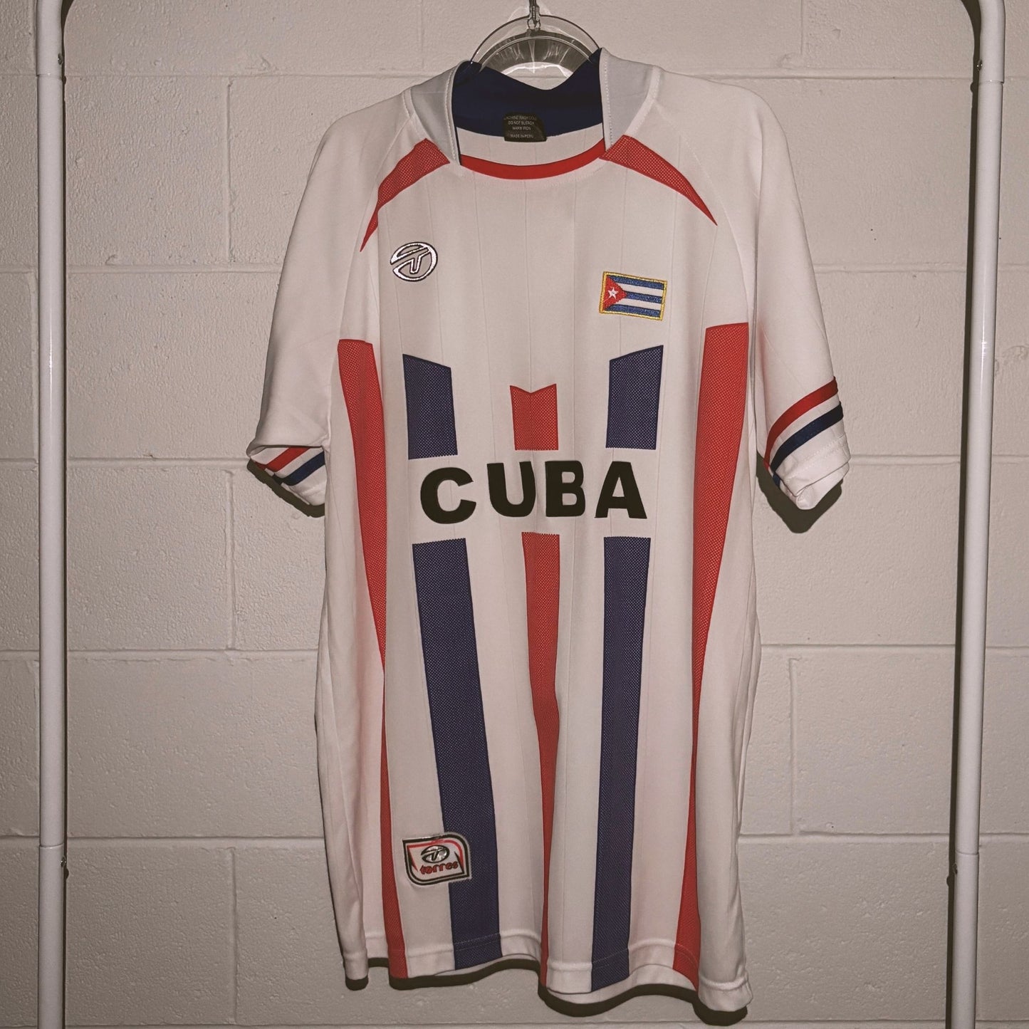 Cuba concept shirt by Torres Sport (circa 2000s) - Size M