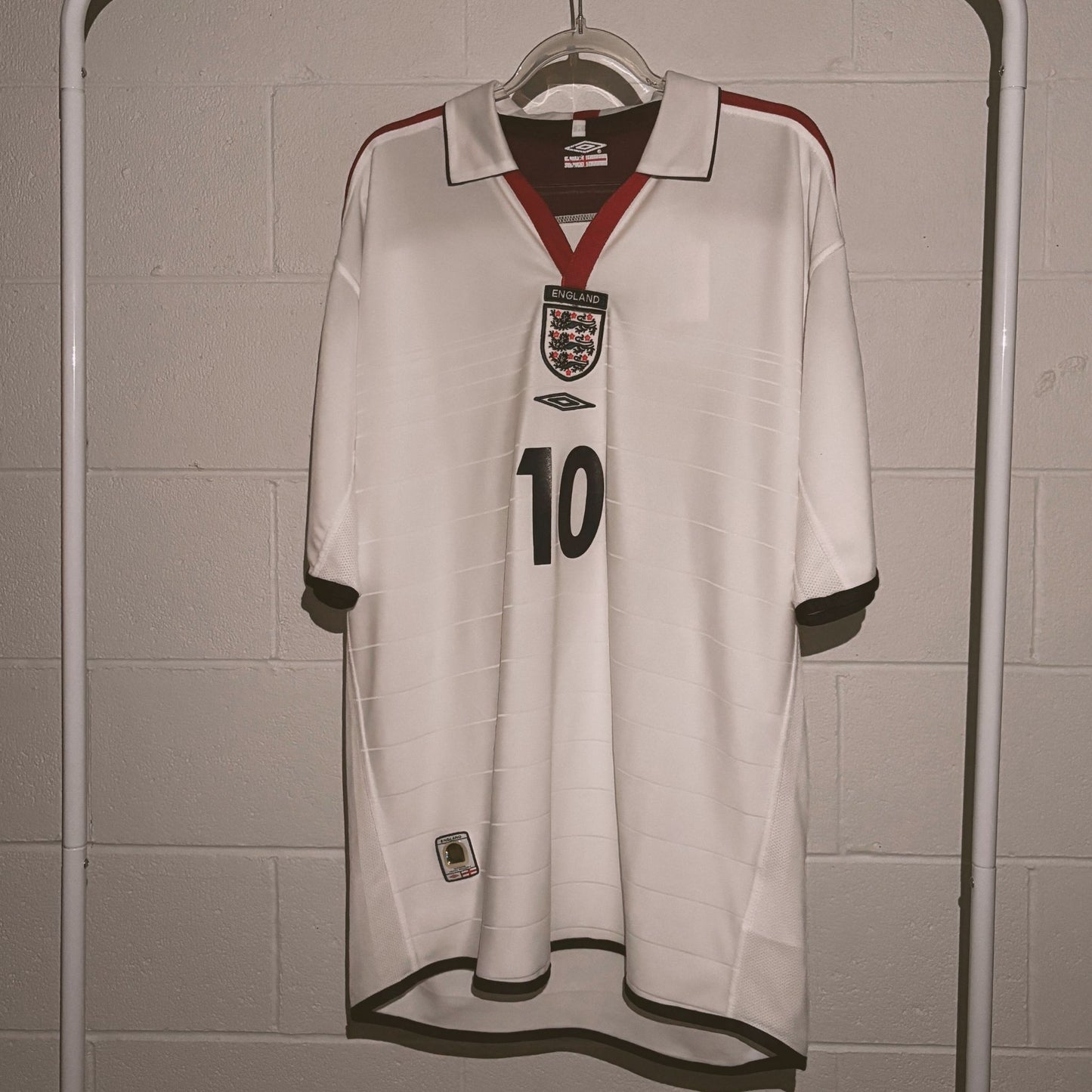 England 2004 Home Kit – Michael Owen #10 (Player Version)