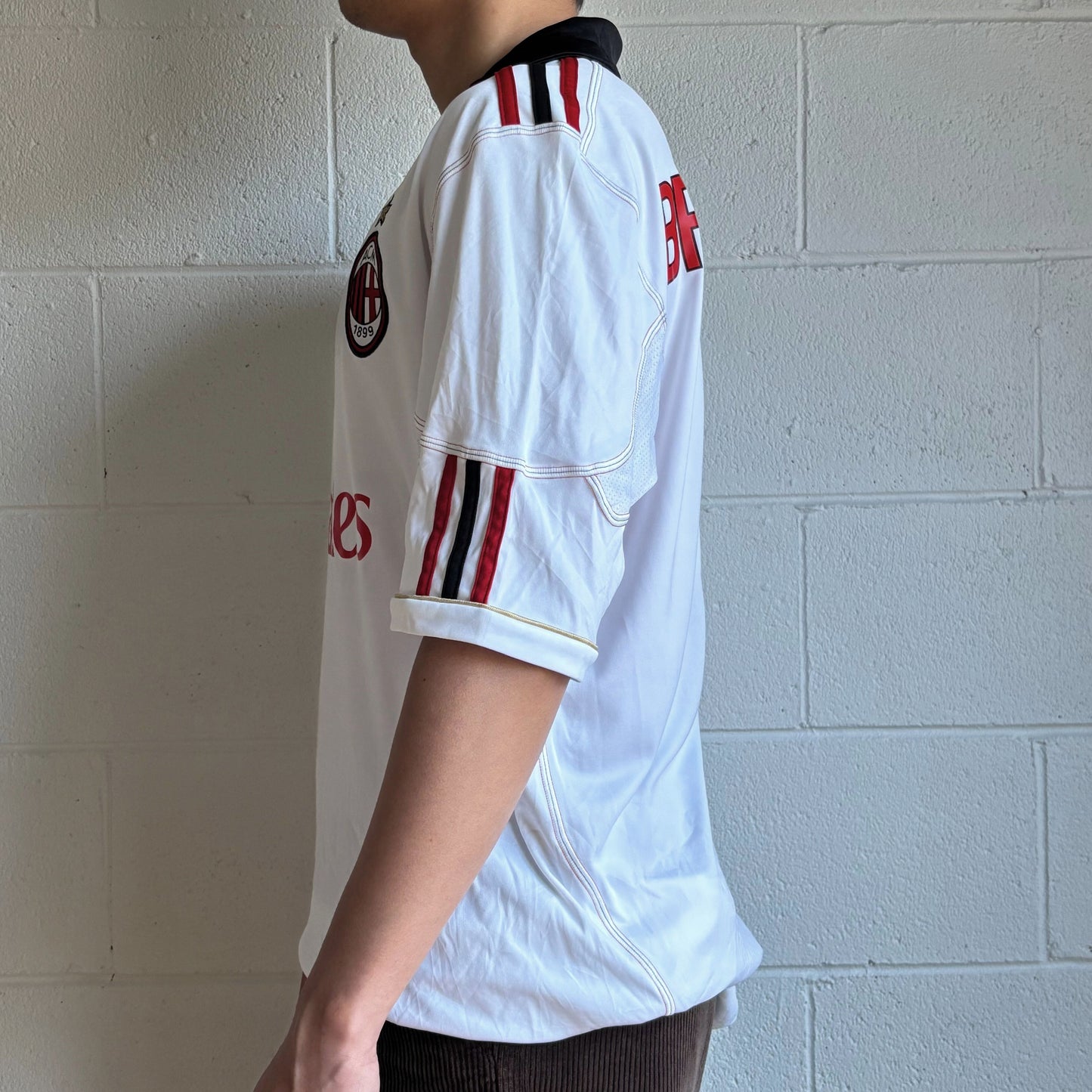 AC Milan 2010/11 Away Kit, #11 Ibrahimović - Size L