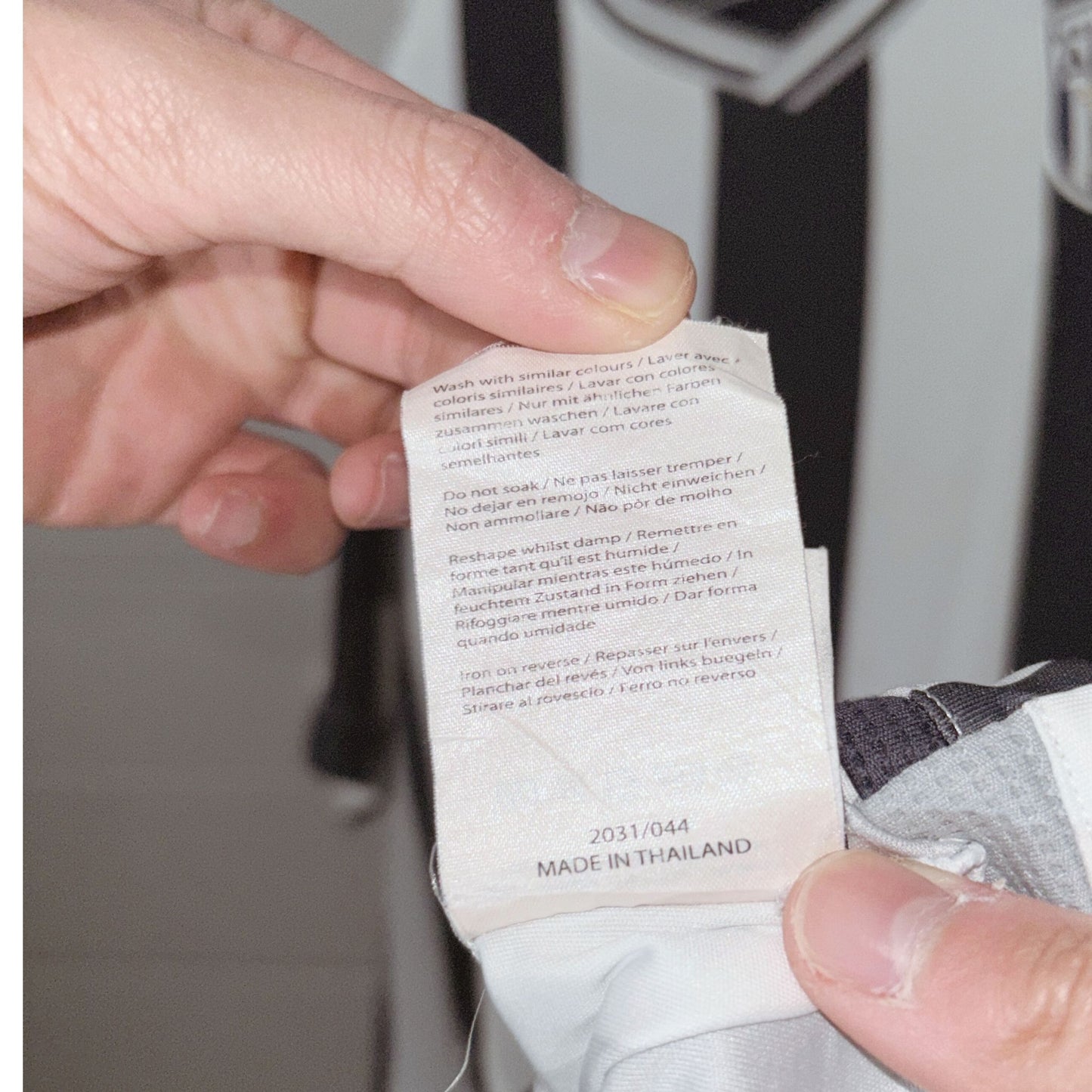 West Brom 2009/10 Home Kit - Size L