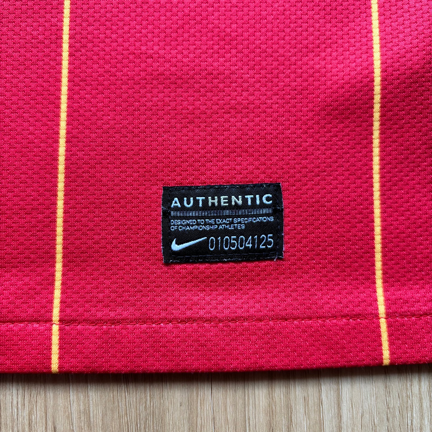 Vietnam 2010/11 Home Kit - Size M