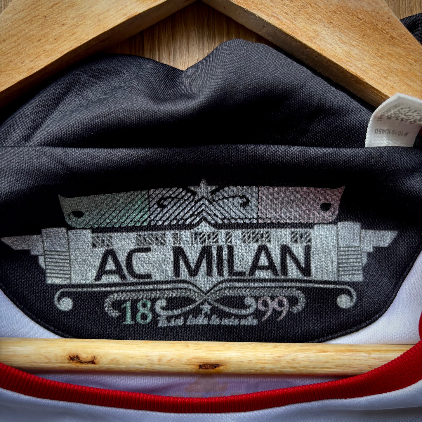 AC Milan 2010/11 Away Kit, #11 Ibrahimović - Size L