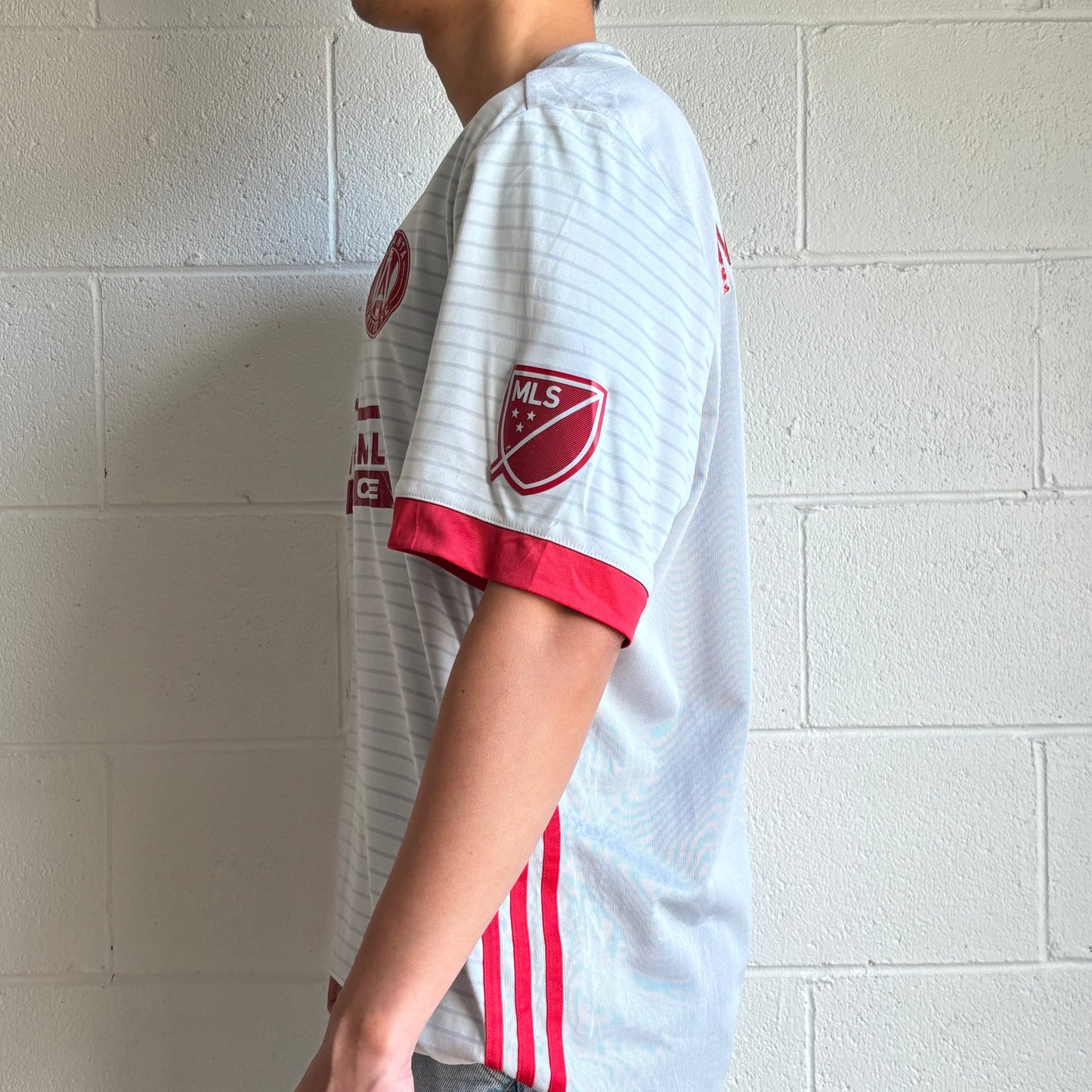 Atlanta United 2017/18 Away Kit, #7 Martinez - Size XL